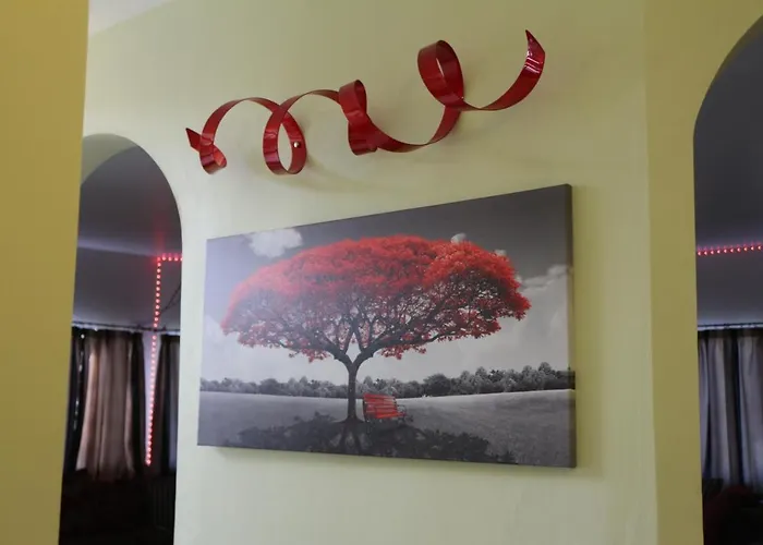 Villa A Luxurious 4-bedroom Private With Games Room, Theatre & Modern Art Montego Bay